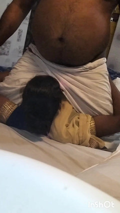 Benita sweety: Indian Girl Hot Sex with Customer at Lodge