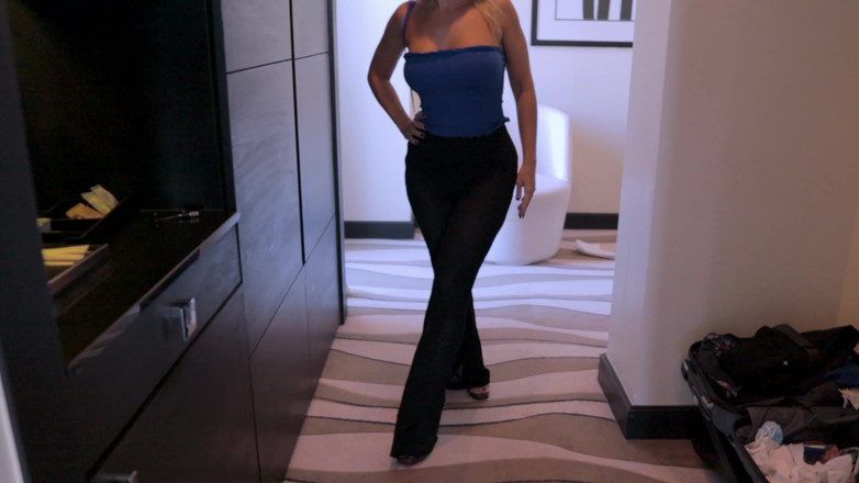 Chokobanana: This Slut Came in My Hotel - Fucked Her Twice