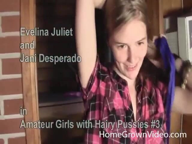 Homegrown Anal Sex: Evelina macht tief anal in der sauna