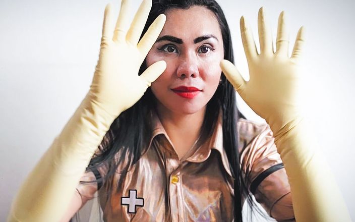 Domina Fire: Fétiche des gants en latex médicaux