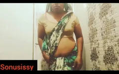 Sexy Indian Sonu Hot Play