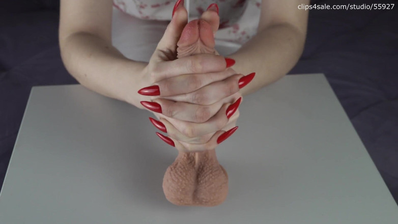 Homemade_Handjob: เล็บยาวกับไดลโด้