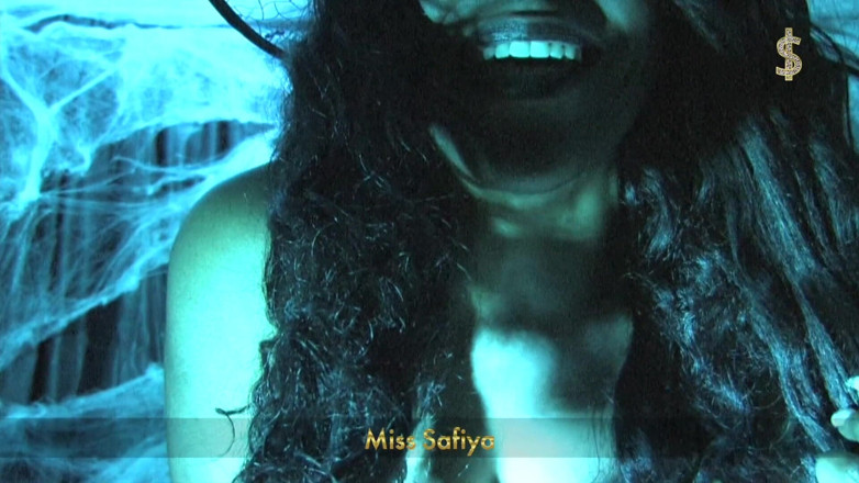 Miss-Safiya: Magic shrinking spell