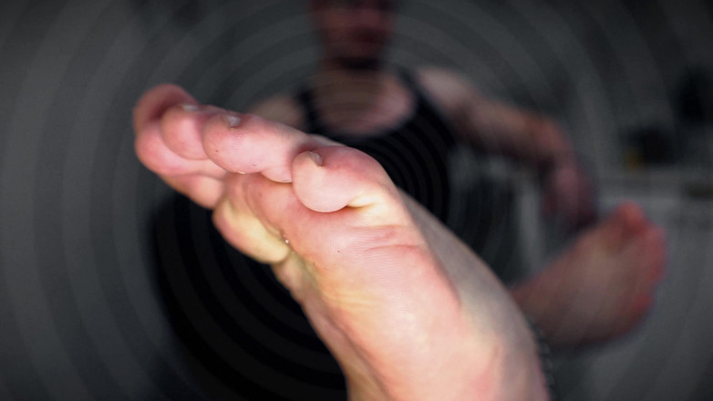 CashmasterAngel: Incatenata ai piedi del maestro