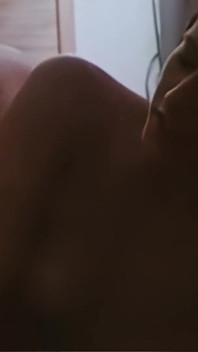 Sex în trei cu milf brunetă