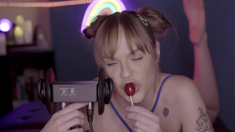 Rebecca Vanguard: Ekstremalne zbliżenie seksowna nastolatka zjada przekąski