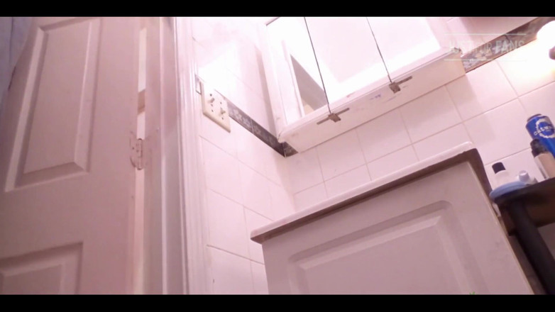 FondaDix: Scrubbin' das waschbecken
