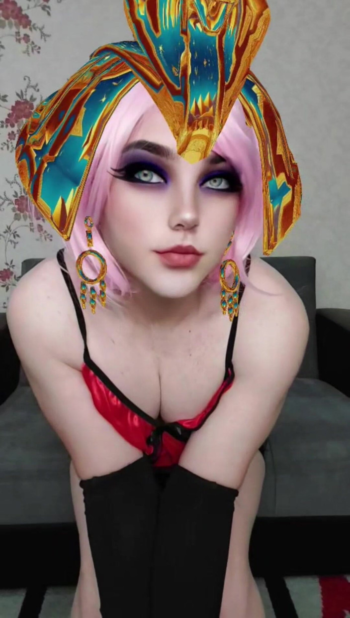 Kitty_Cross: Egyptian Royalty: Ankhesenamun, the Alluring Princess