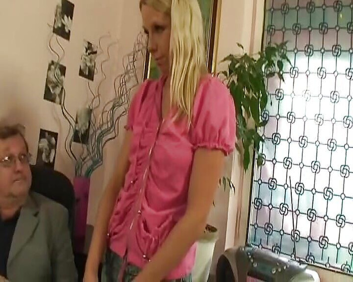 Porno kino: Cute Blonde German Teen Fucked by Two Older Dudes