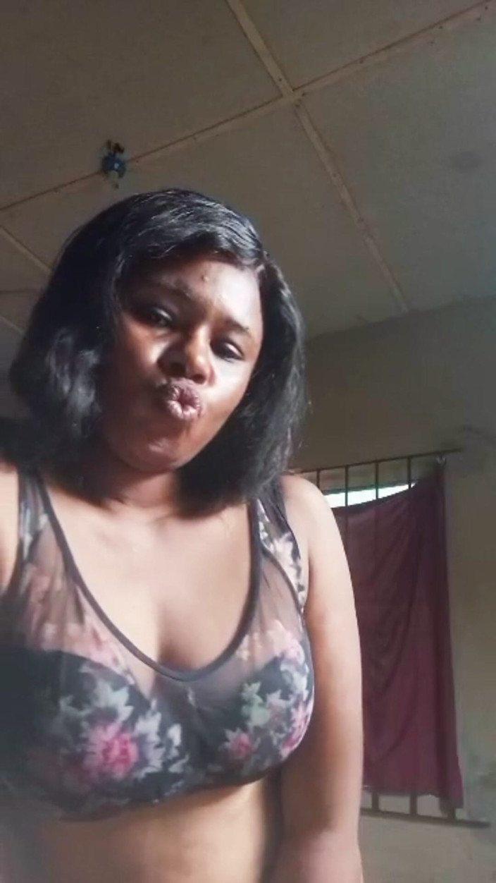 Lovelee: Sexy Roselee Touching Herself on a Live Video