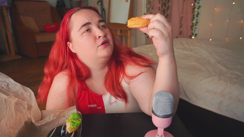 AssGives: Їдять пончики на замовлення