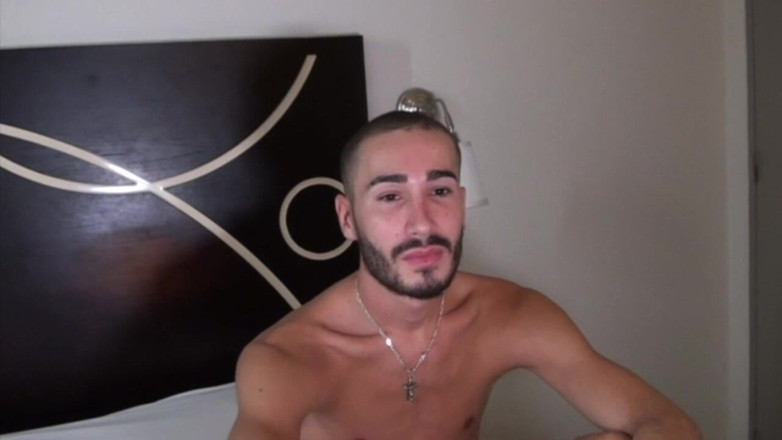 Jess Royan XXX: Sofian scopata crudamente da un badboy francese