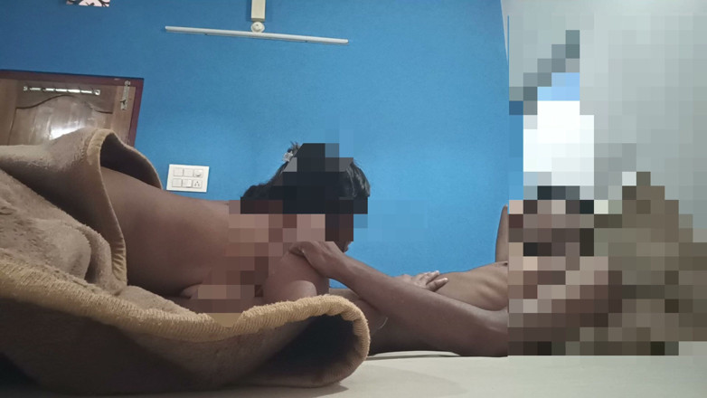 Ronistar: Indian Stepfather Banged the Girl.