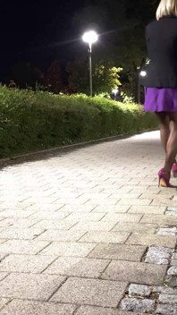 Sissy úkol část 2 – Já a vběhnu do své elektrické klece a už se chystám vyvrcholit