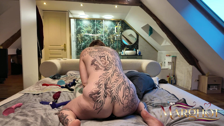 Sexymarghot: 30 นาทีเดี่ยว - ฉันสนุกกับคอลเลกชันดิลโด้ทั้งหมดของฉันและพุ่งออกมาอย่างบ้าคลั่ง