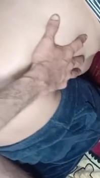 Netu berkongkek dengan seorang lelaki dari jalan dan berkongkek dubur gaya doggy cepat dengan cakap kotor dan rintihan kuat dalam blowjob punjabi
