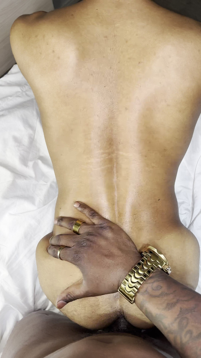 DADDYBLACKXXX: Черный бандит с большим хуем трахает в анал сексуальную бразильскую