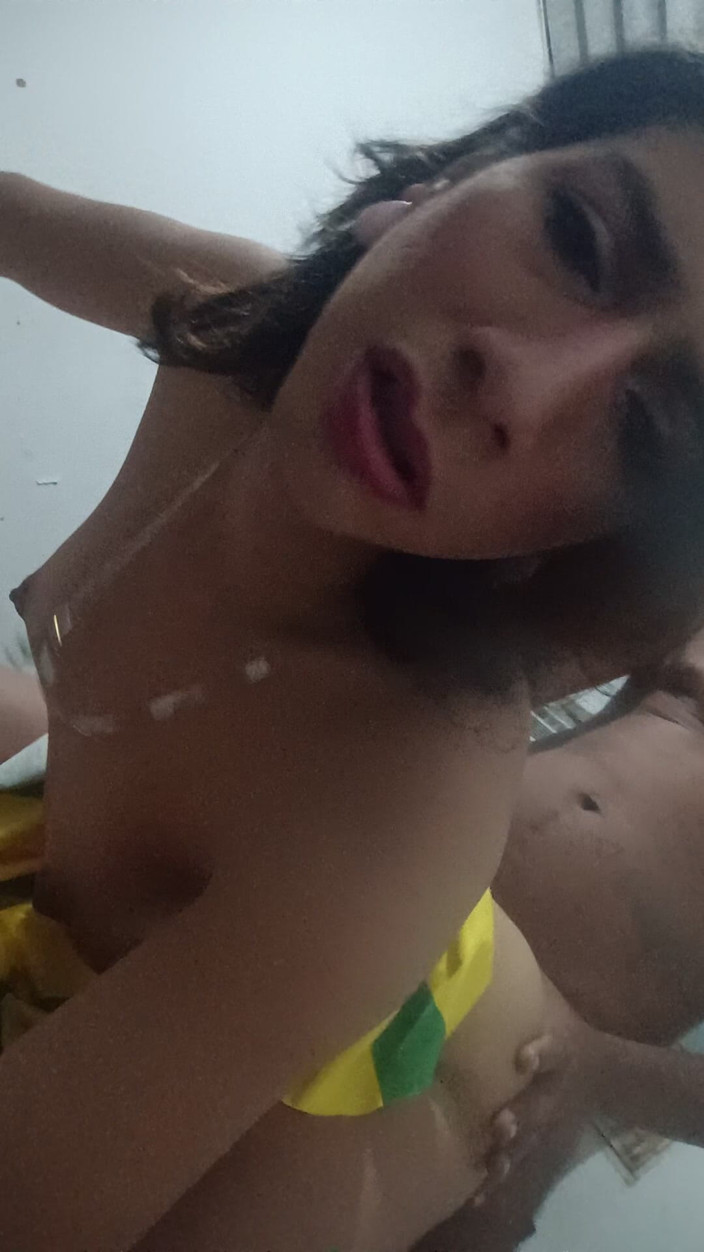 Femboy from Colombia: Nous en profitons bien, mais dans le bon sens