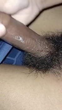 Chico masturbándose - parte (8)