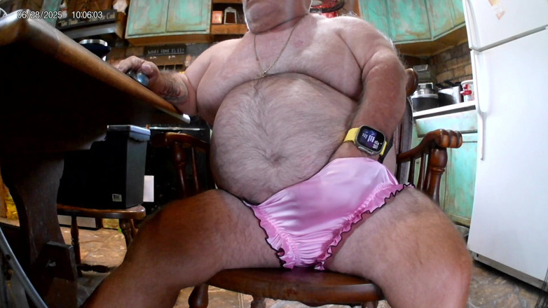 Mark Fletcher: Mark Fletcher comendo mais porra usando calcinha