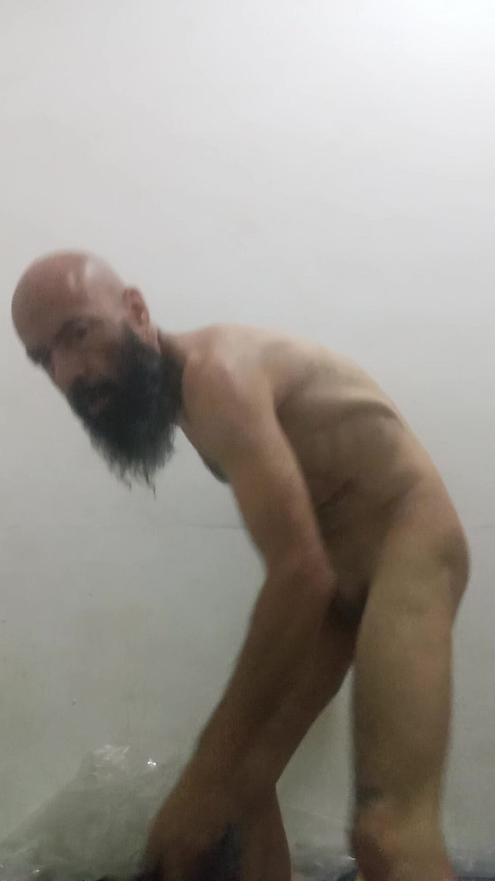 Jhonbahh: Melatih Penis Dan Pantat Saya Di Pagi Hari Setelah Mandi