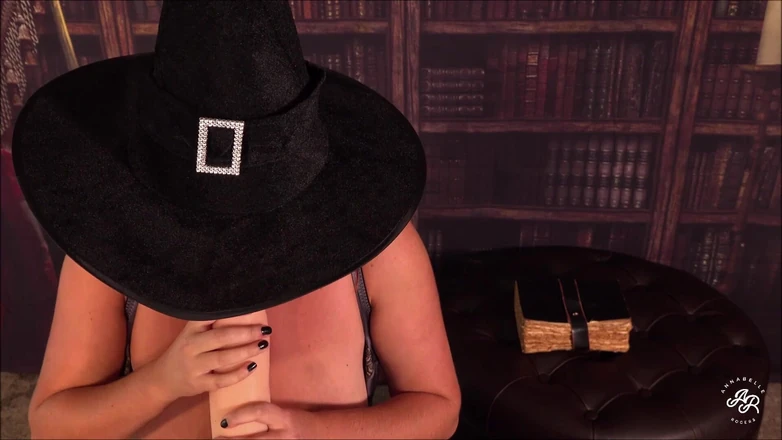 Annabelle Rogers: The Wanking Witch