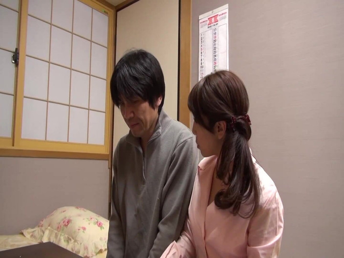 Raptor Inc: Wanita yang sudah menikah - seks di tempat kerja sangat panas!