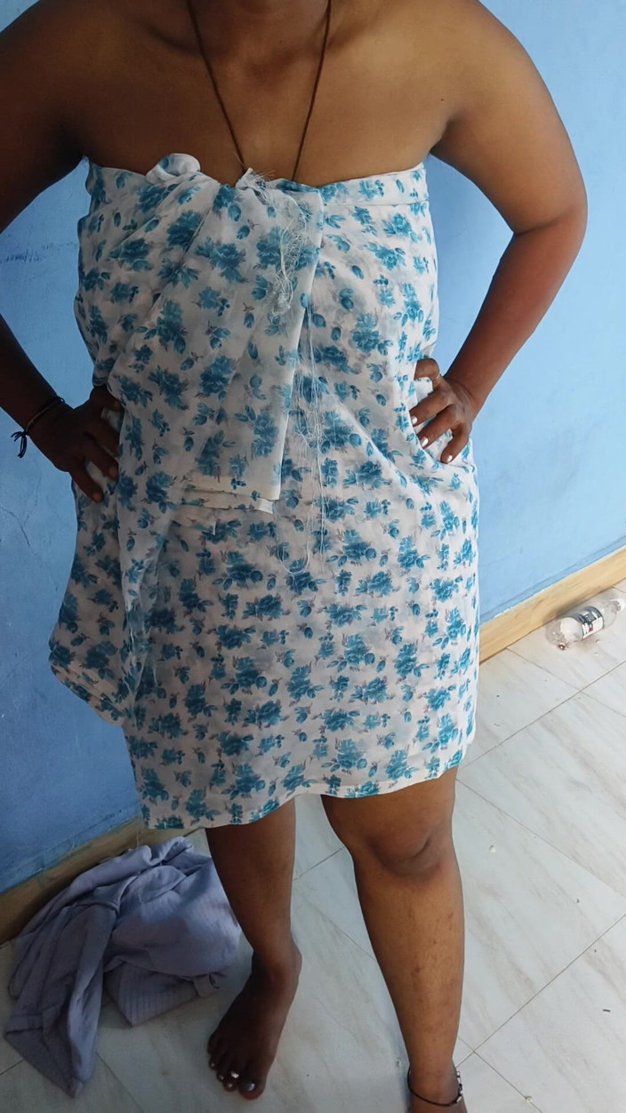 Tamil lesbian: Show de peitos quentes