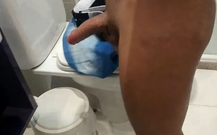Minhaesposaparaoutro: No condoms 18yo boy let scapes inside for a constantly flash...