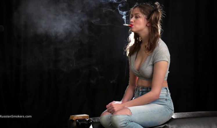 Russian Smokers: Sexy Russian Siren Smoking Cigarette Slow Tease
