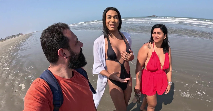 Mattos Movies Trans: Baianinha trans folla pareja en la playa