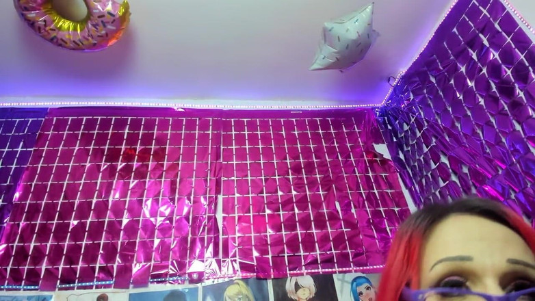 Ariana Unicorn: Můj nejlepší přítel mi dnes kouřil penis