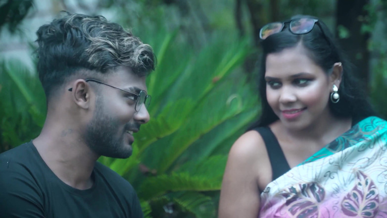 Daizo Premium: Desi Girlfriend Wants to Try First Time Sex with Boyfriend