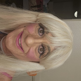 Jasmine Sub: Manžel Sissy Crossdresser zahajuje gangbang Fuck Fest