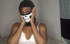 Crank: 내 음란한 이복 누이 따먹기