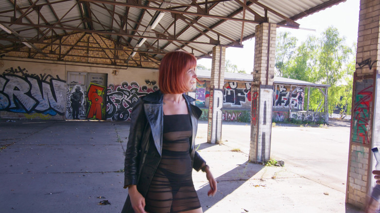 Pixie Pink: Public Outdoor Anal Fuck! Photoshoot with Skinny Redhead Turns Into...