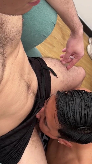 deepthroatec: Ranní sezení: Hluboký a Poslušný