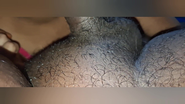 horneySonu: Sonu thổi kèn và xuất tinh vào miệng