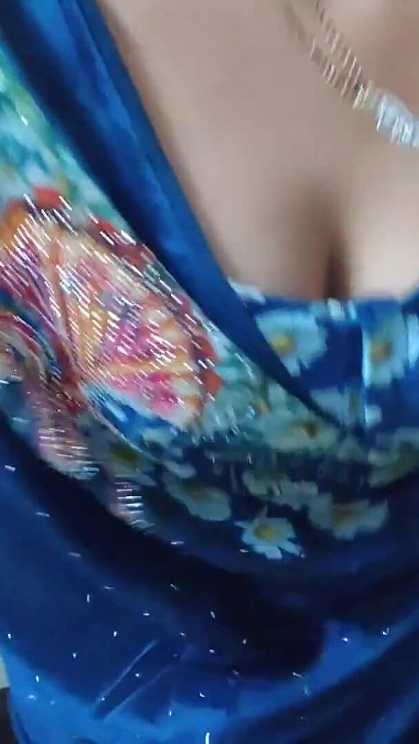 Sexy baby girl: Bhabhi Ko Saman Ke Mahine Mai Choda Mast