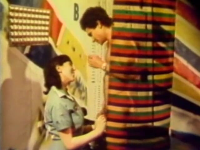 Vintage Usa: Orgia vintage con sexy milf grandi tettone bianche e nere - (Niente...