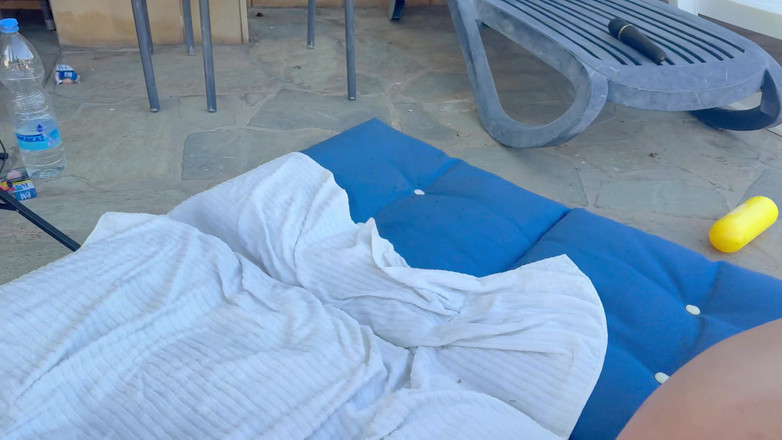 LizaRoxx: Я трахаю Anjaamelia POV своим фаллоимитатором со страпоном