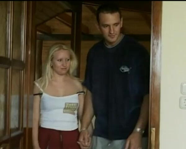 BB Video - Old School: ドイツのアマチュアティーンエイジャーで大きな自然な胸を激しく抱かれる#2