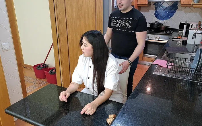 Miss Squirting: Sexy private chef is seduced with a massage