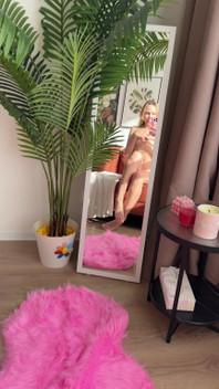Mirror Never Lies