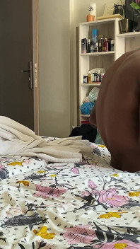 Suami cuckold menyewakan zakar hitam besar kepada isteri jalang membiakkan bahagian 3