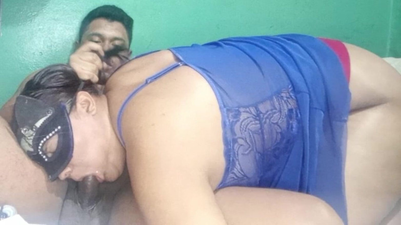 BigassMILF40: mujhe apne daamaad ka land choosna pasand hai