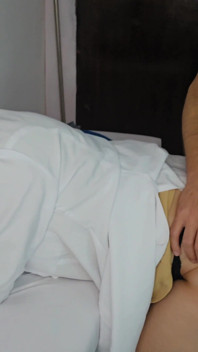 Enfermera Brasileña Sorprendida Por La Erección Del Paciente