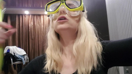 LarisaCum: Maschera e snorkeling! Lo succhia in profondità
