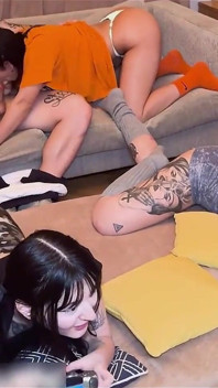 [round One] 3 Girls 1 Guy - We Fuck My Friend's Boyfriend!