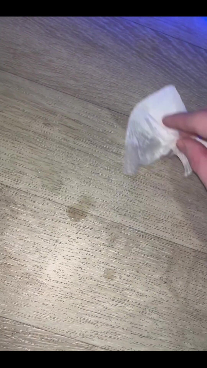 Johnny69227: Gecenin ortasında hızlı mastürbasyon yapıyor